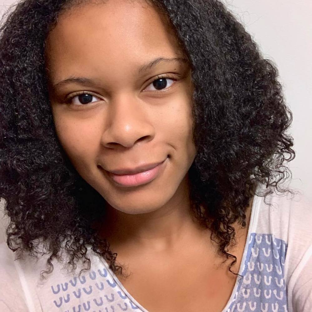 Meet your Posher, Aminah